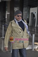 Mithun Chakraborty spotted at airport in Mumbai Airport on 14th Jan 2011 (14).JPG